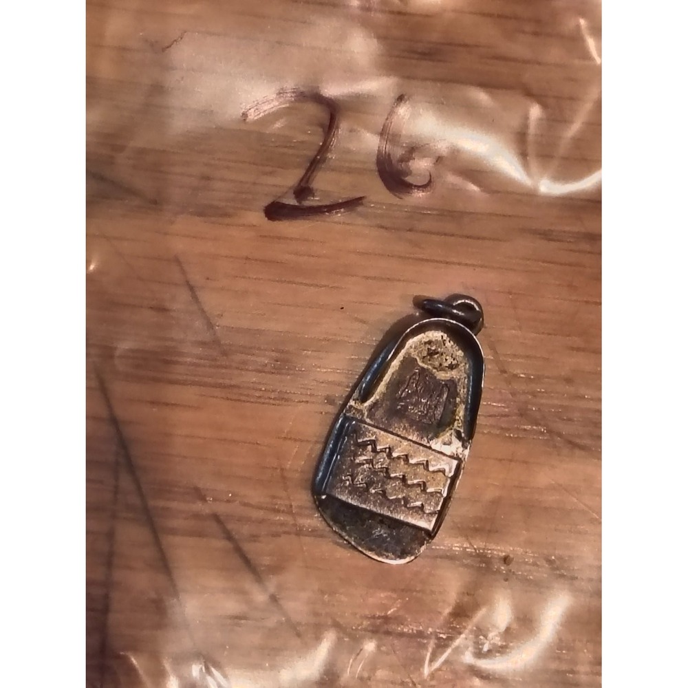 Vintage Silver Tone Sandal Charm Pendant Engraved Zigzag Flip Flop Slipper